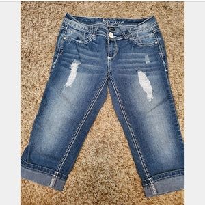 Ariya Jeans distressed cuffed capris